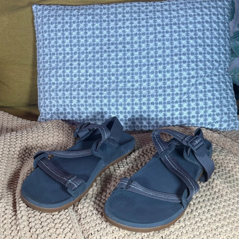 Chaco Men's Sport Sandals Gray Adjustable Straps Size 12‎